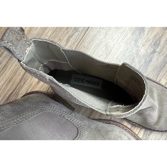 Steve Madden Mushroom Gray Laurely Bootie Faux Suede Size 6.5 Women’s - Picture 8 of 8